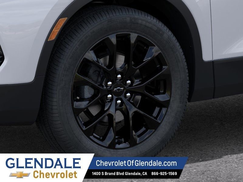 New 2026 Chevrolet Blazer LT w/ LPO, Floor Liner Package FWD image 9