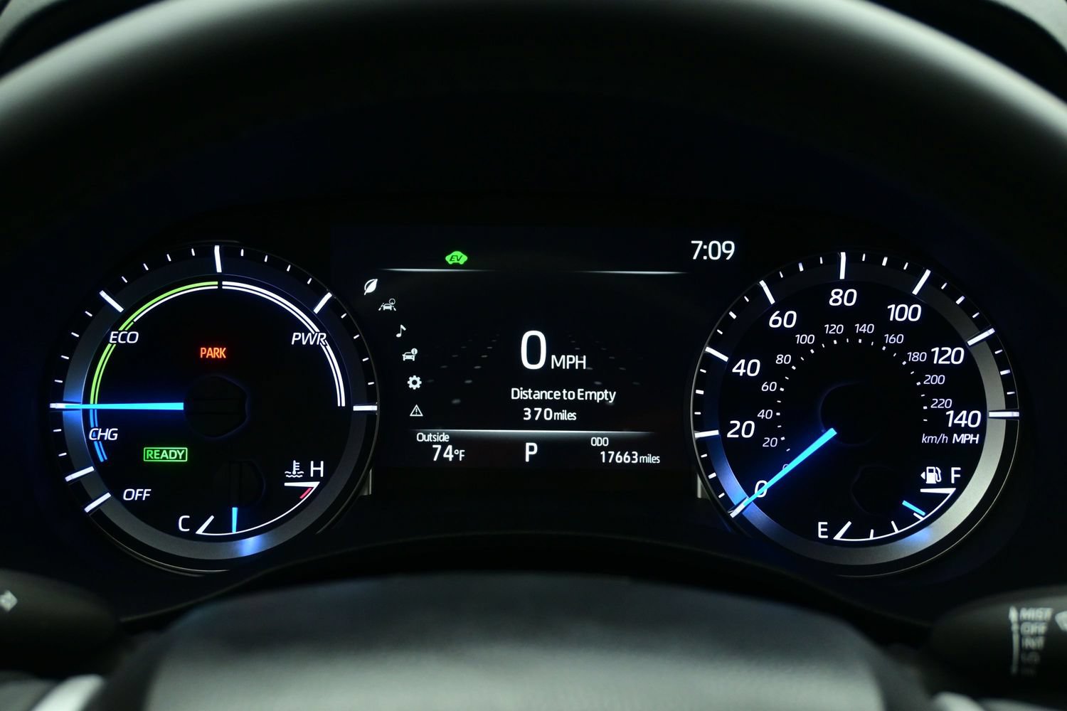 Used 2023 Toyota Highlander LE AWD/4WD image 24