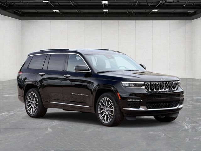 Used 2023 Jeep Grand Cherokee L Summit AWD/4WD image 3