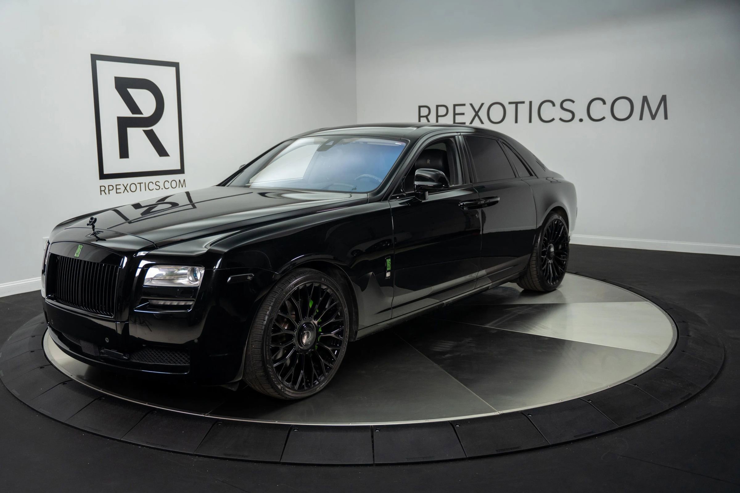 Used 2013 Rolls-Royce Ghost image 1