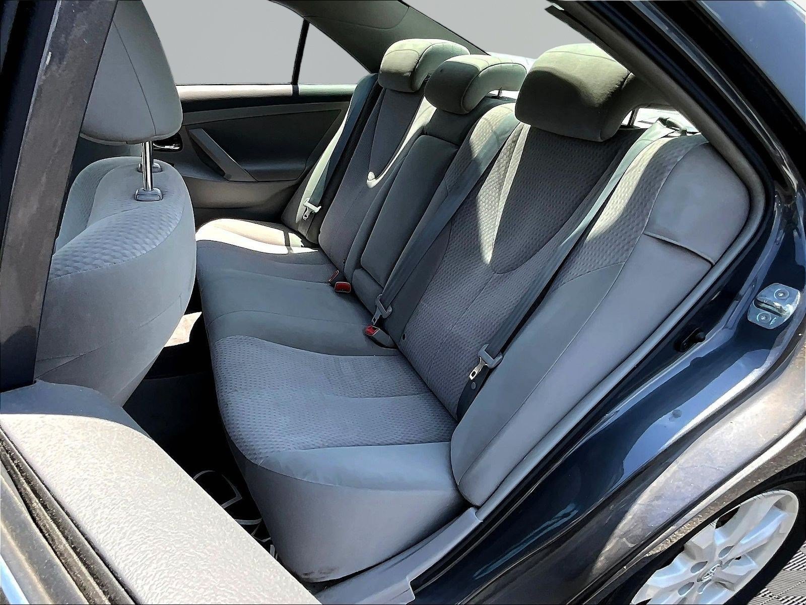 Used 2011 Toyota Camry LE w/ LE Extra-Value Pkg FWD image 21