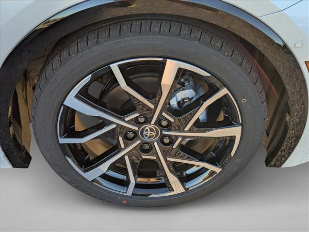 New 2026 Toyota Prius Plug-In Hybrid image 9