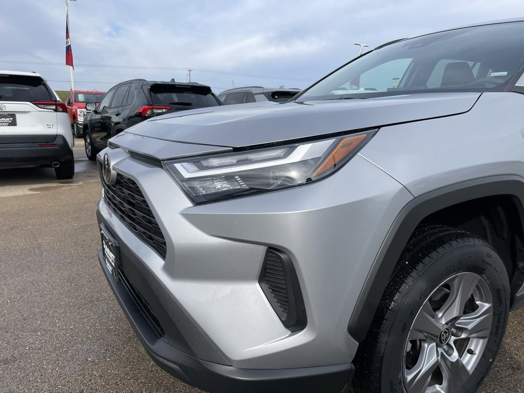 Used 2024 Toyota RAV4 XLE image 31