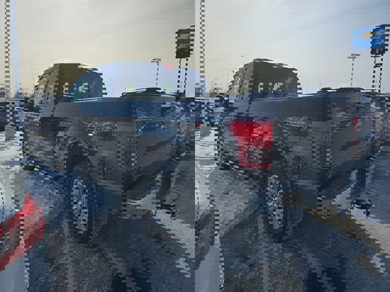 Used 2018 Ford F150 Lariat w/ Equipment Group 502A Luxury image 6