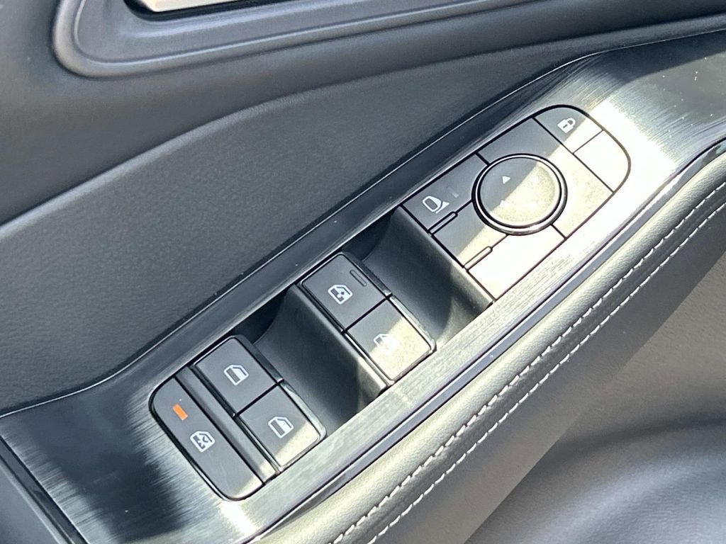 New 2026 Nissan Rogue SV FWD image 16