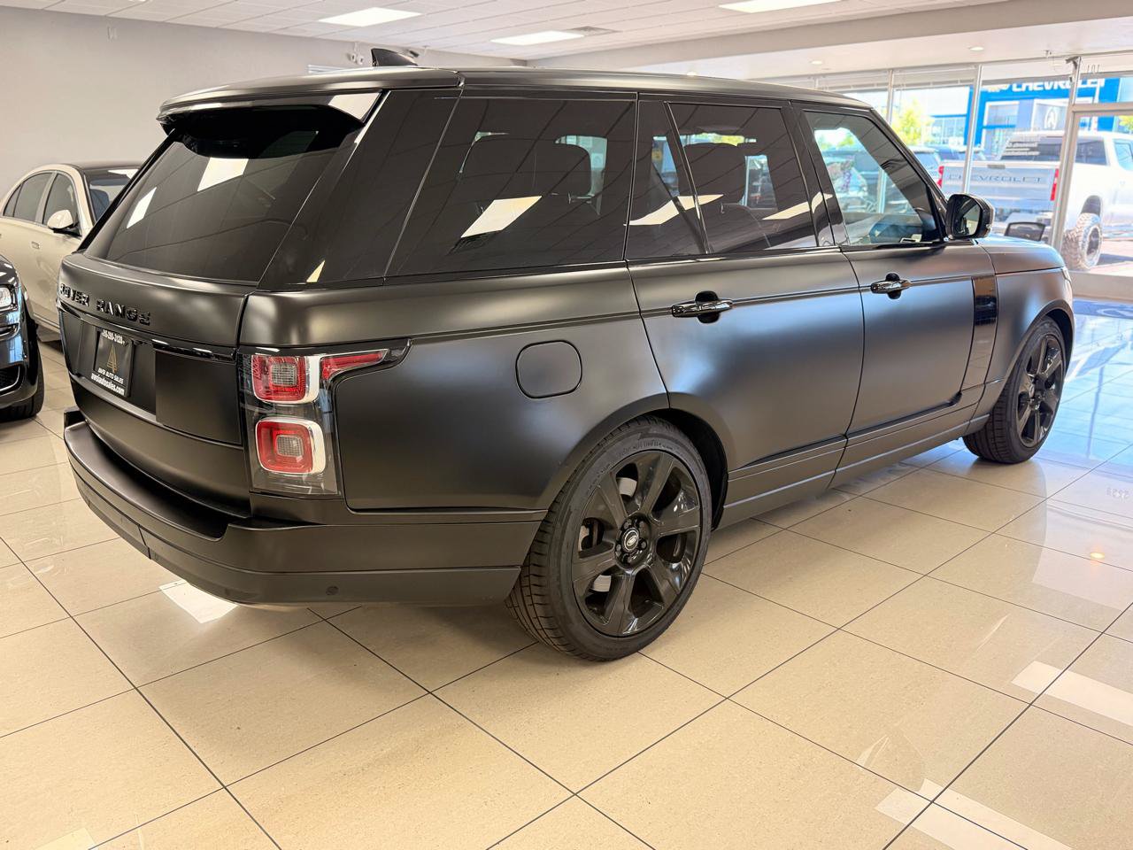 Used 2019 Land Rover Range Rover HSE AWD/4WD image 7