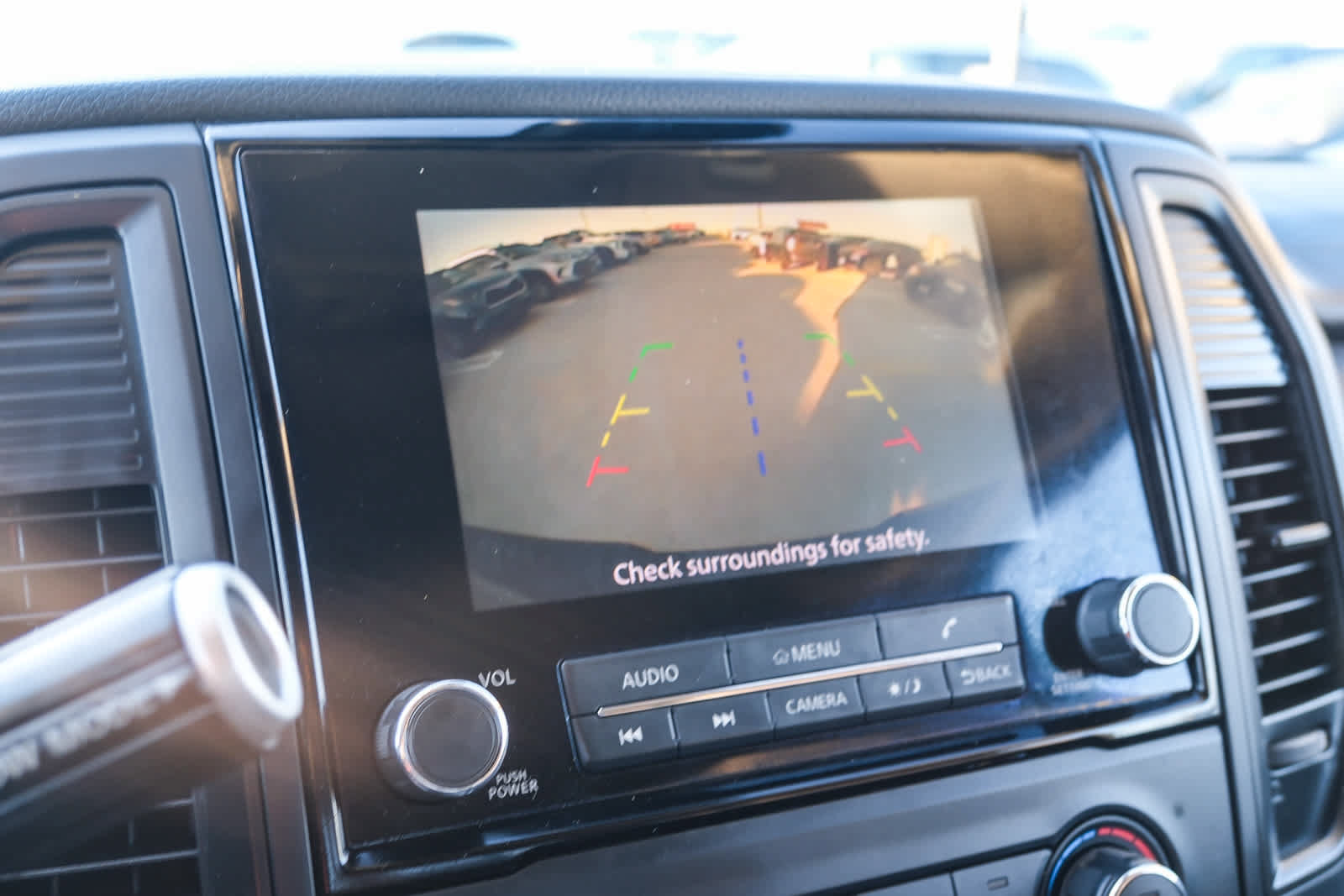 Used 2022 Nissan Titan SV RWD image 27