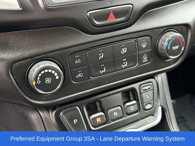 Used 2020 GMC Terrain SLE image 7