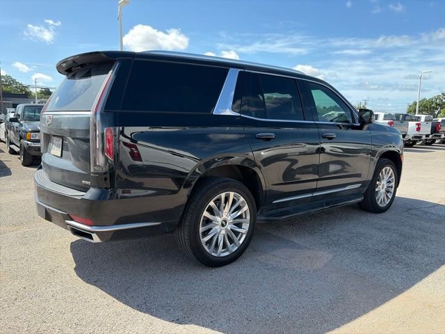 Used 2022 Cadillac Escalade Premium Luxury RWD image 3