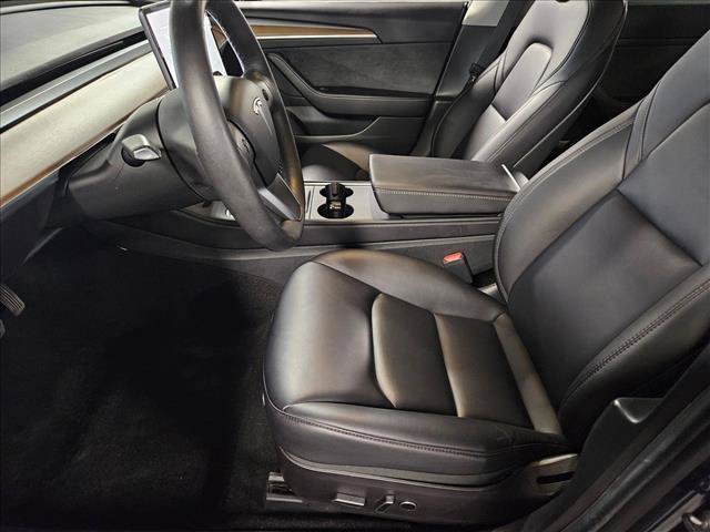 Used 2021 Tesla Model 3 Standard Range Plus RWD image 16