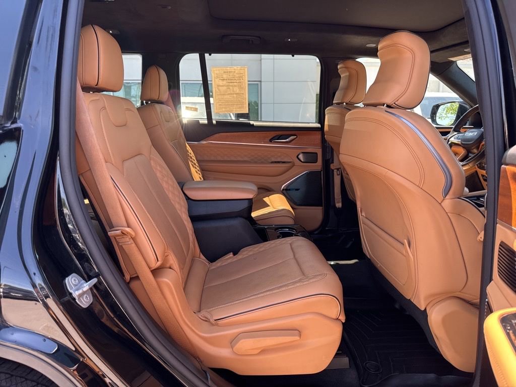 Used 2022 Jeep Grand Cherokee L Summit image 22