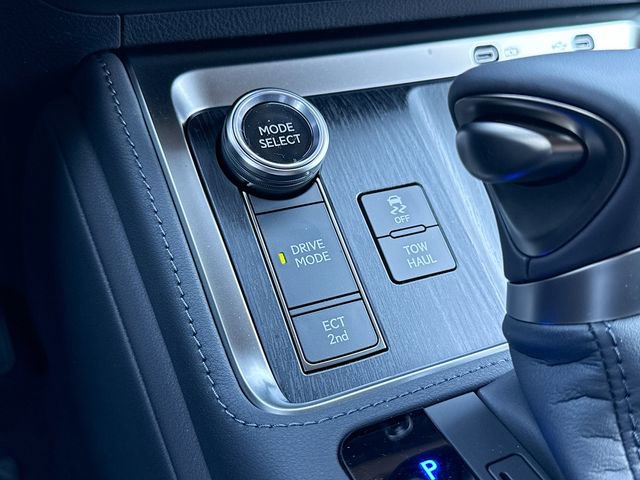 New 2026 Lexus GX 550 AWD/4WD image 32