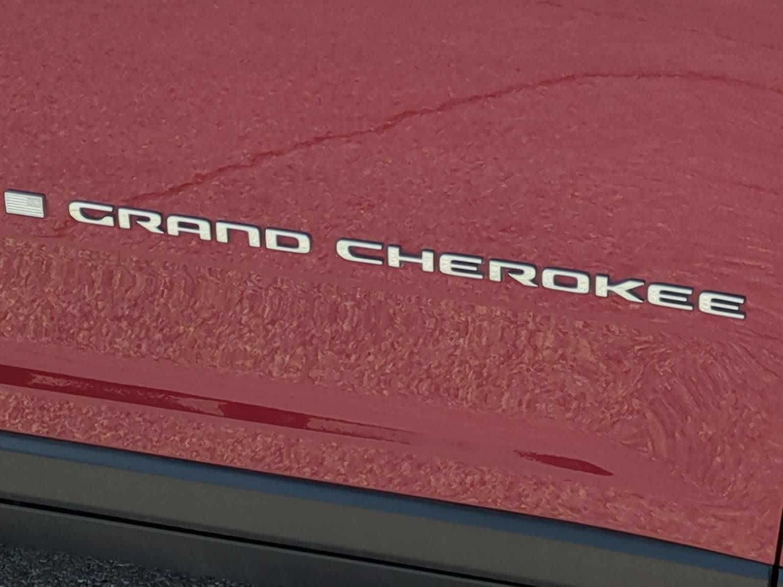 Used 2023 Jeep Grand Cherokee Limited RWD image 33
