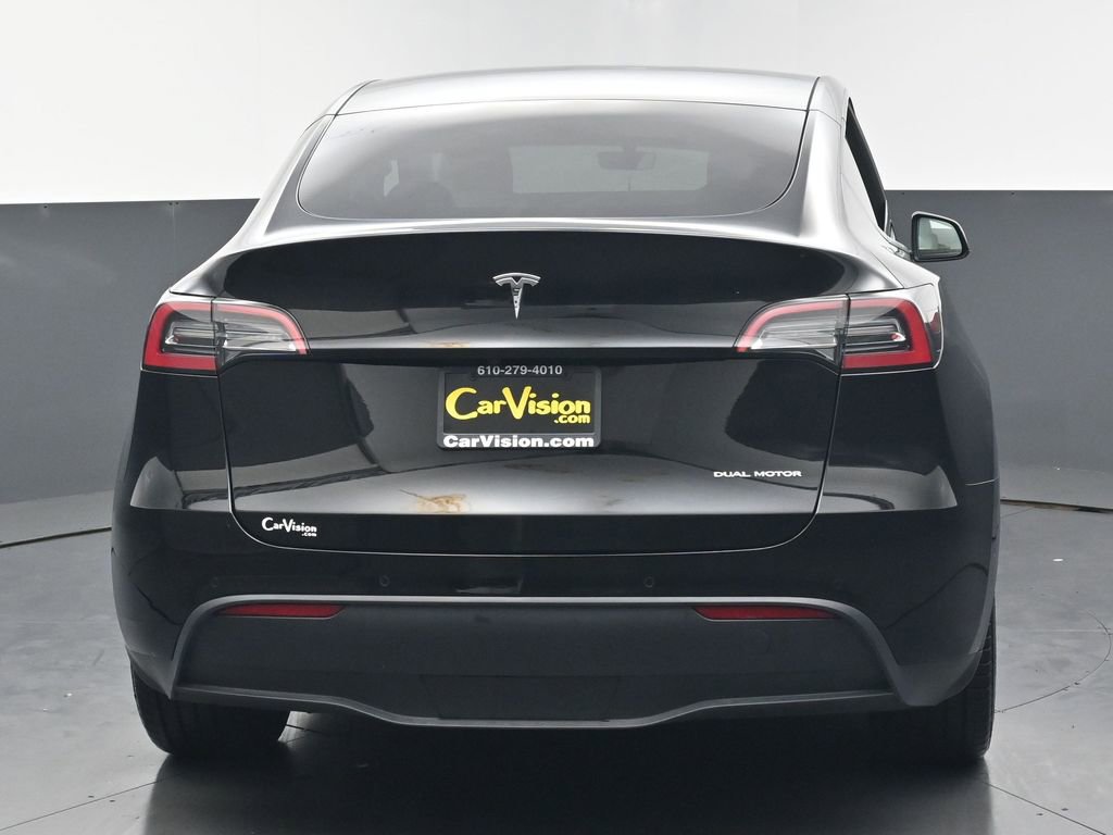 Used 2022 Tesla Model Y Long Range AWD/4WD image 3