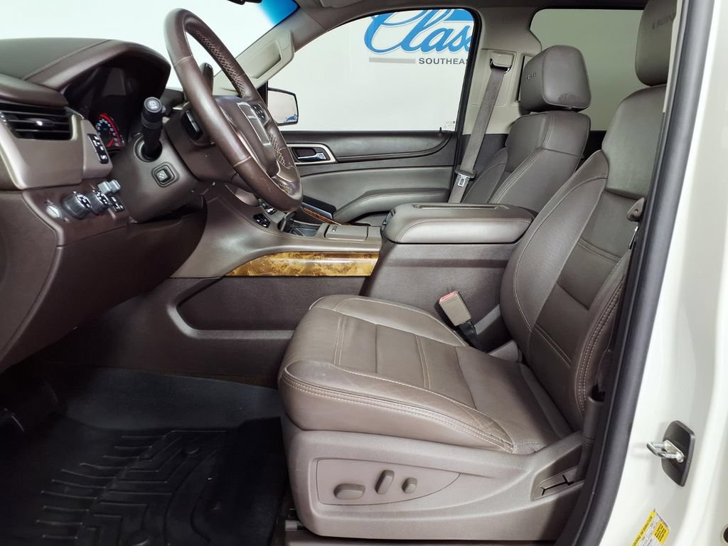 Used 2015 GMC Yukon XL Denali w/ Open Road Package AWD/4WD image 7