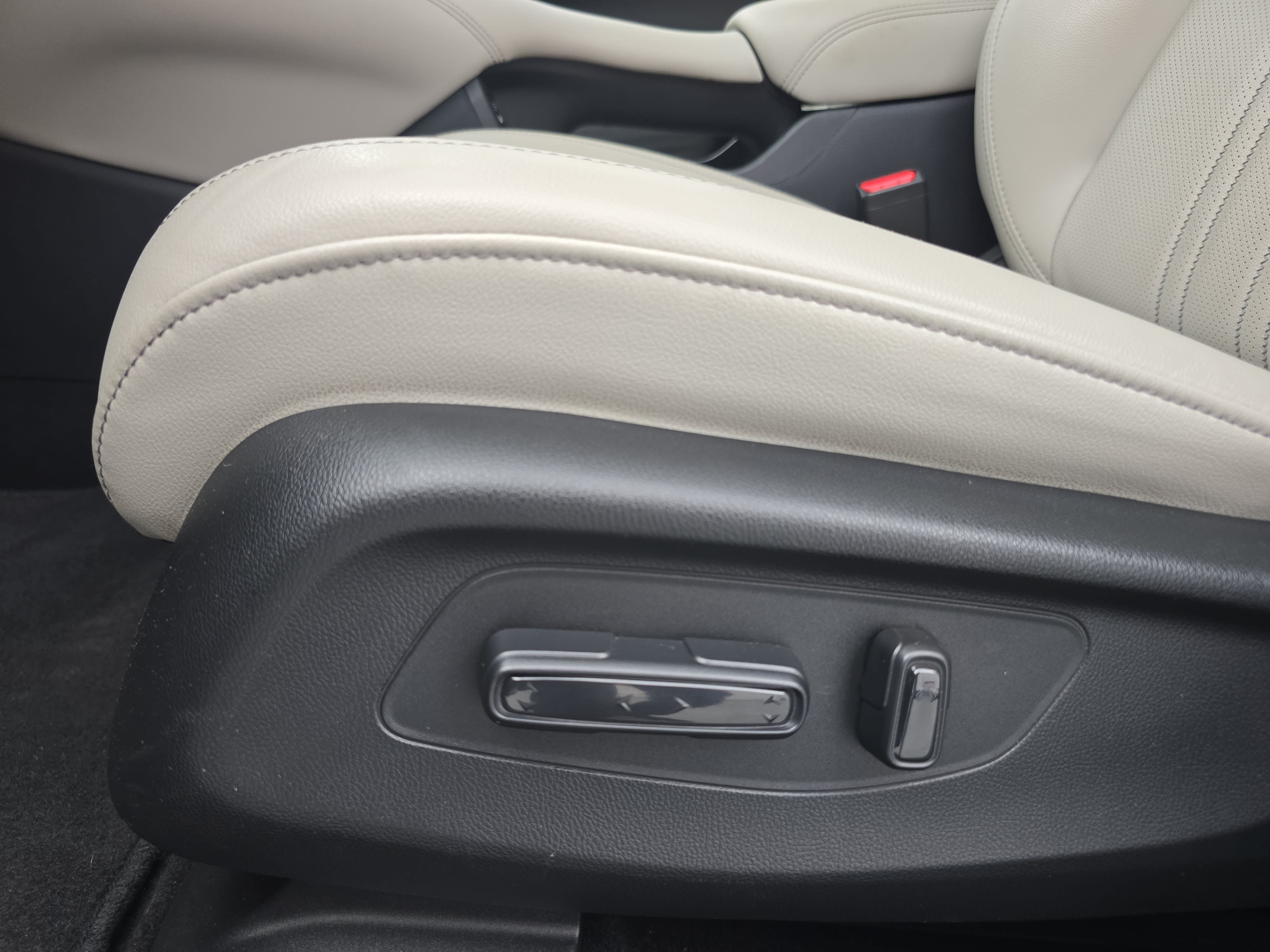 Used 2024 Honda HR-V EX-L image 30