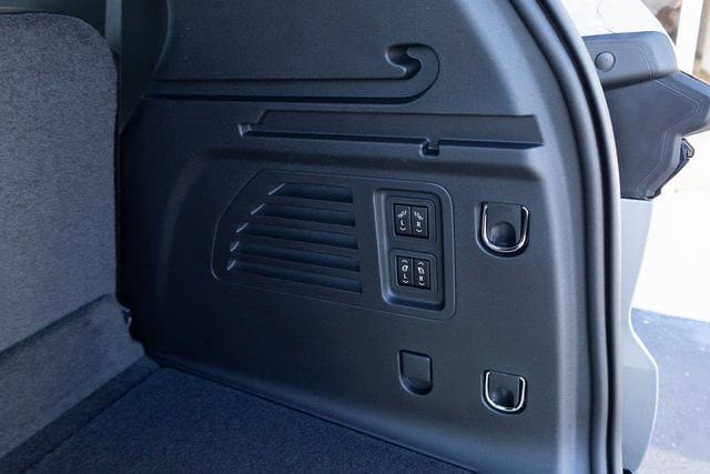 New 2026 Buick Enclave Sport Touring w/ Power Package FWD image 22