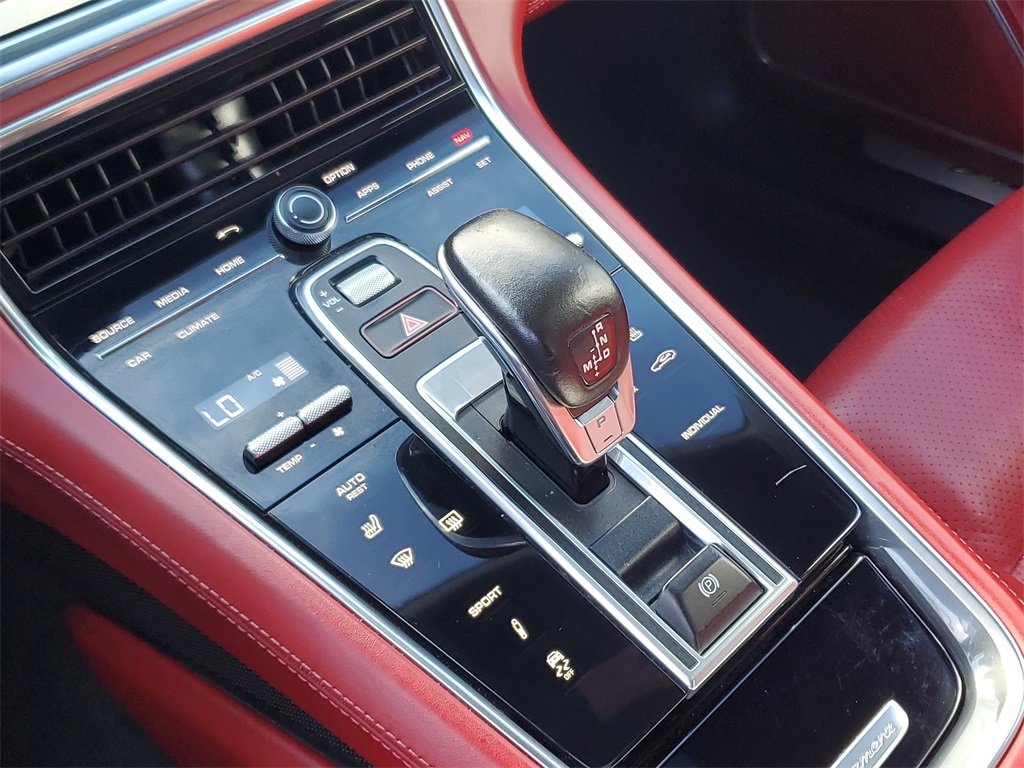Used 2020 Porsche Panamera 4 w/ Premium Package image 29