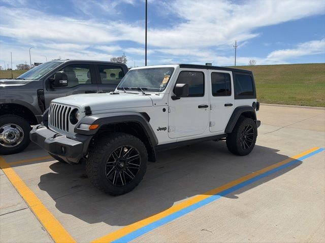 Used 2020 Jeep Wrangler Unlimited Sport image 4