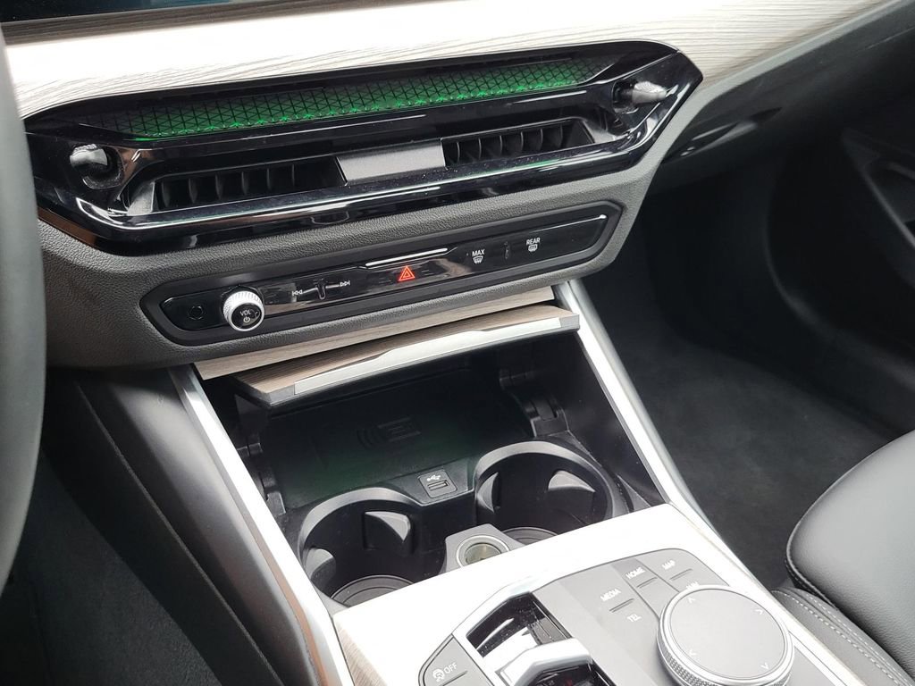 Used 2025 BMW 330i Sedan image 29