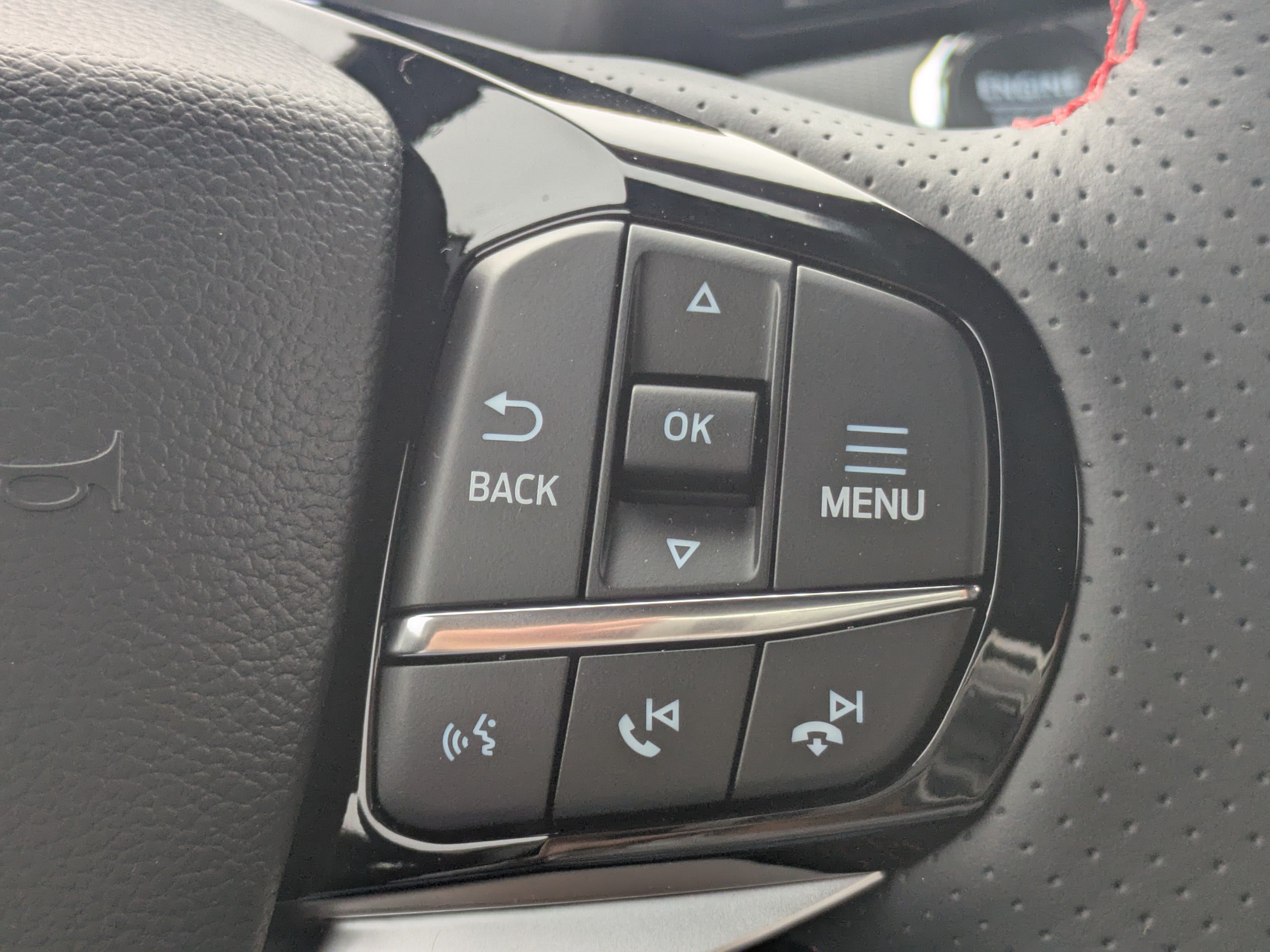 New 2026 Ford Explorer ST-Line w/ ST-Line Street Pack RWD image 27