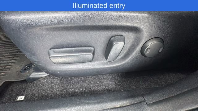 Used 2018 Toyota RAV4 XLE image 11