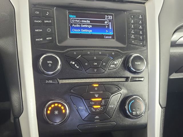 Used 2014 Ford Fusion SE image 16