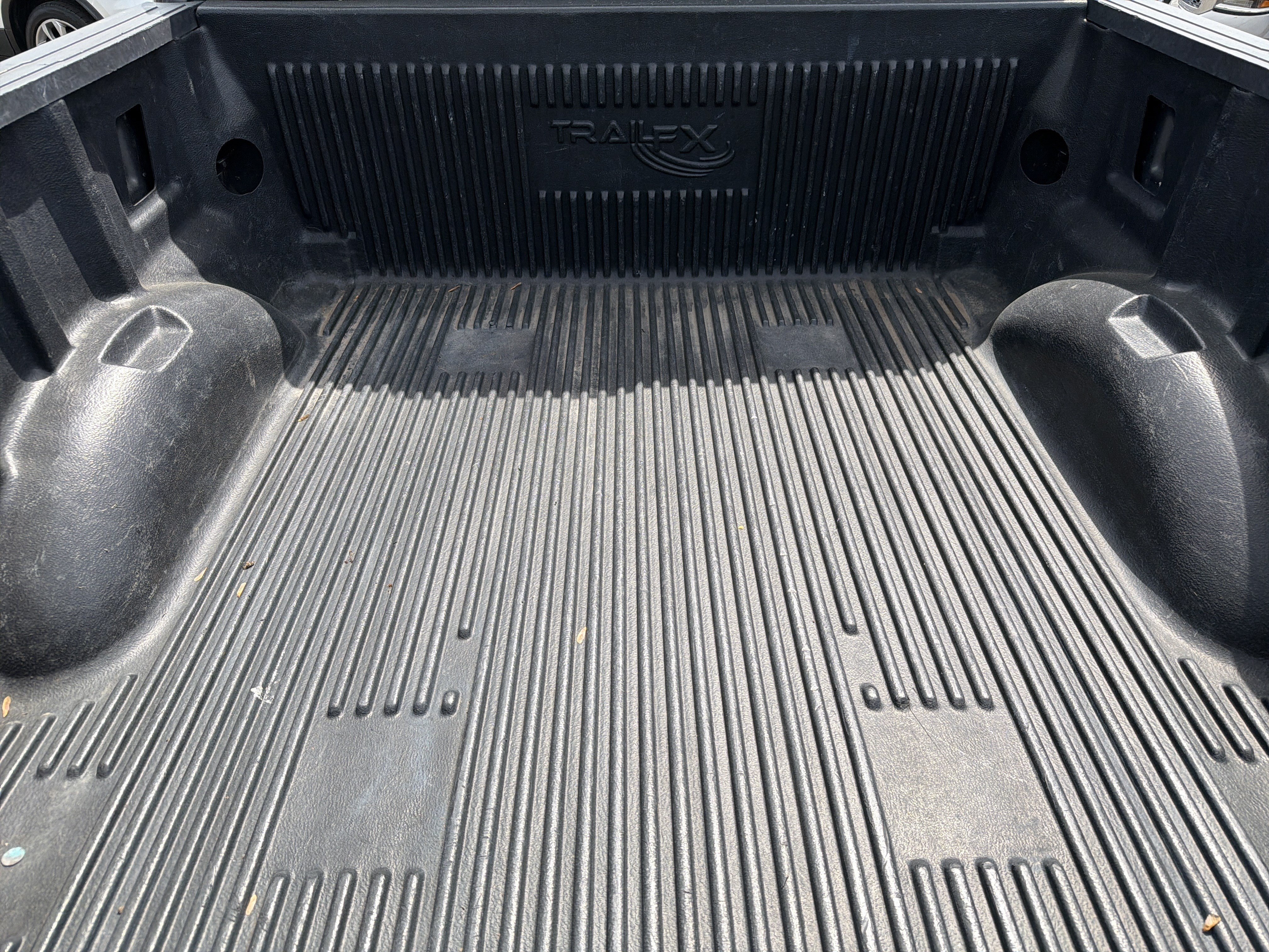 Used 2018 Ford F150 XLT AWD/4WD image 4