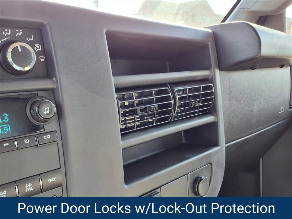 New 2025 Chevrolet Express 4500 w/ Power Convenience Package image 8