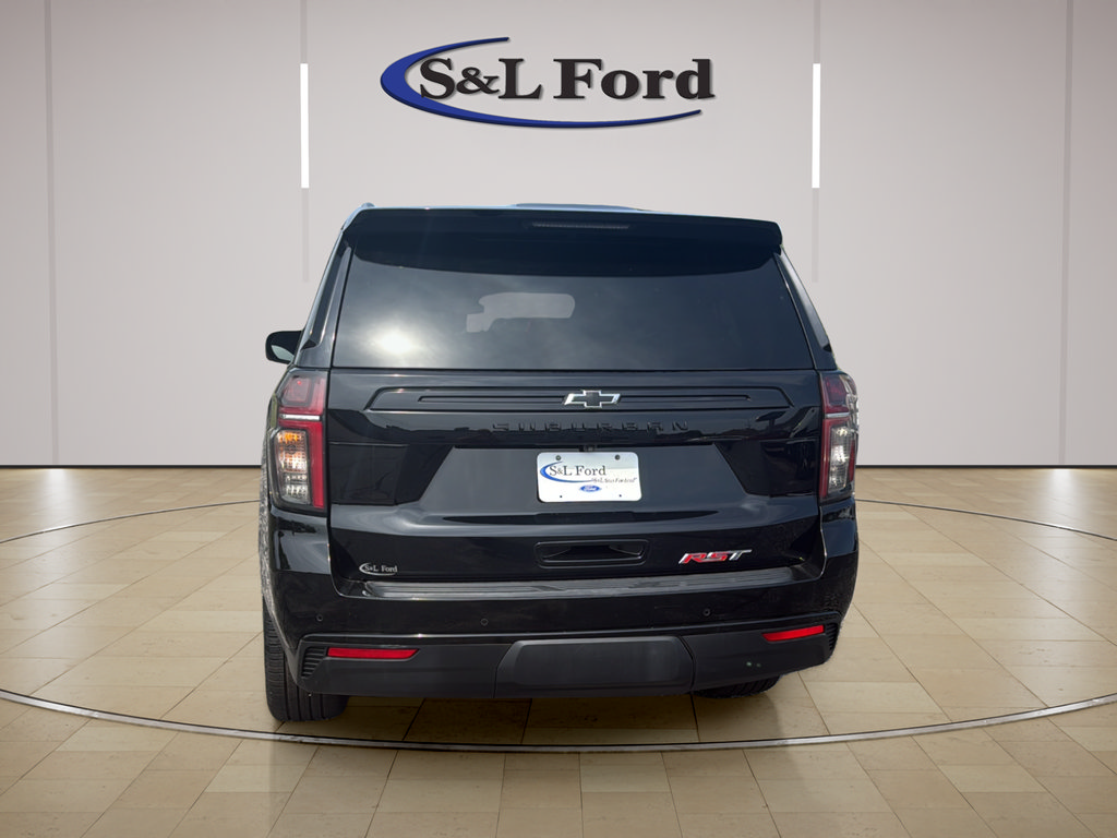 Used 2024 Chevrolet Suburban RST w/ Luxury Package AWD/4WD image 6