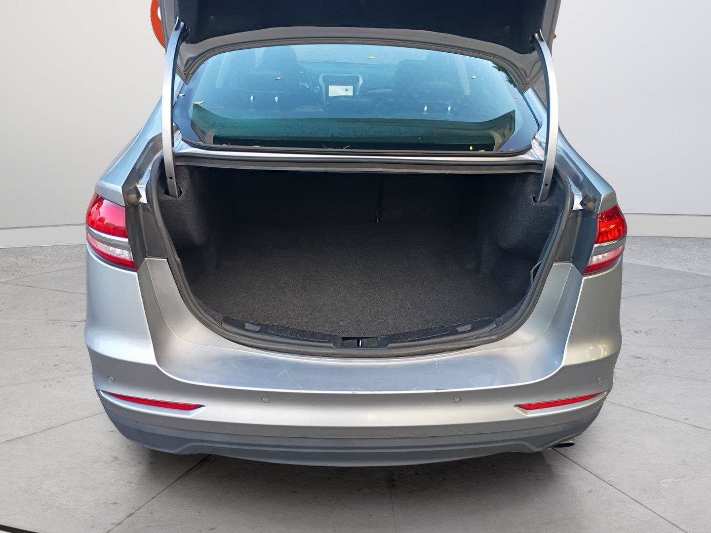 Certified 2020 Ford Fusion SEL FWD image 19