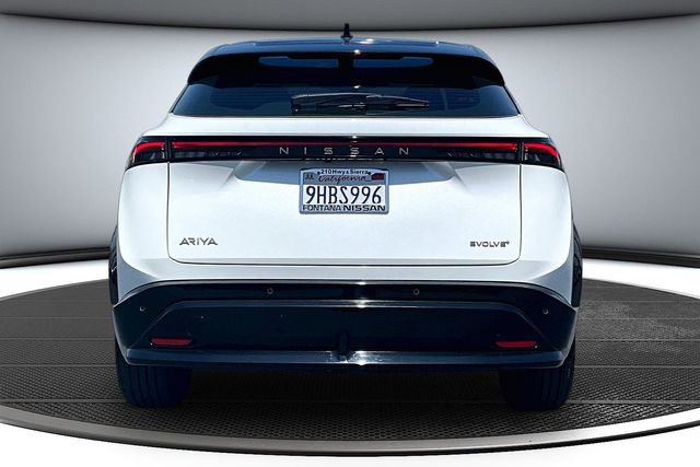 Certified 2023 Nissan Ariya FWD image 5
