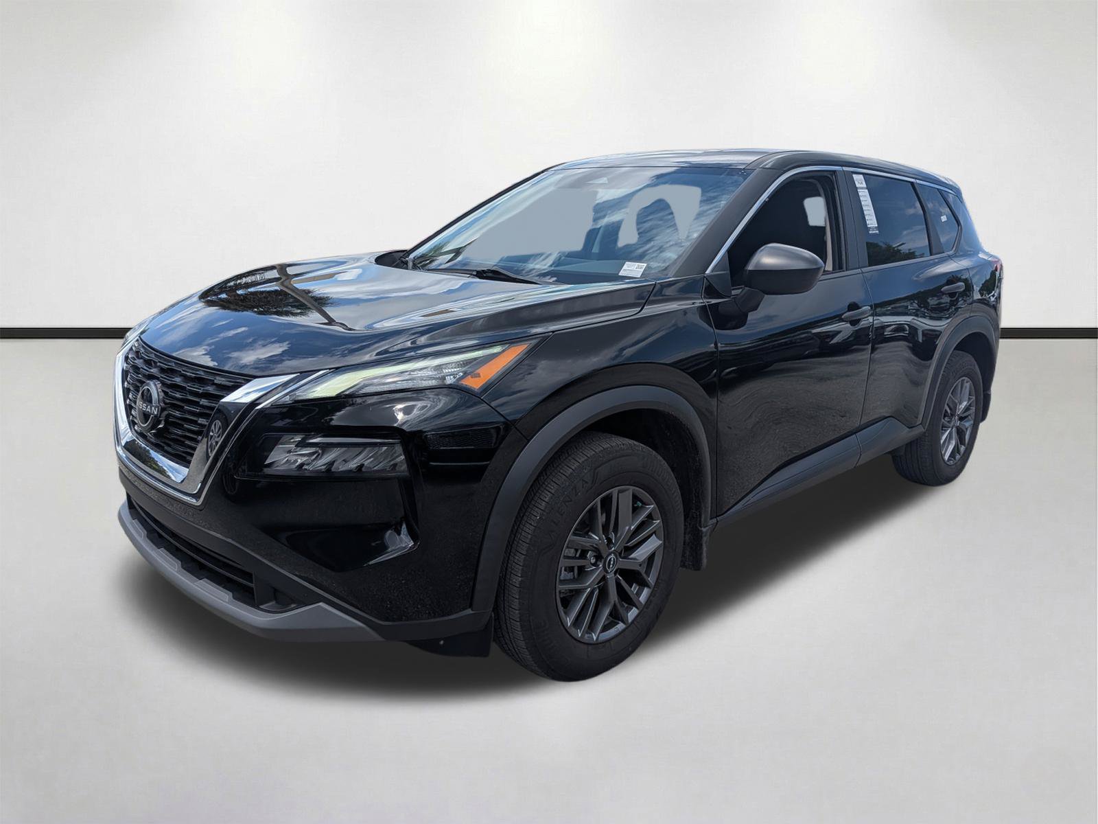 Used 2023 Nissan Rogue S FWD image 8