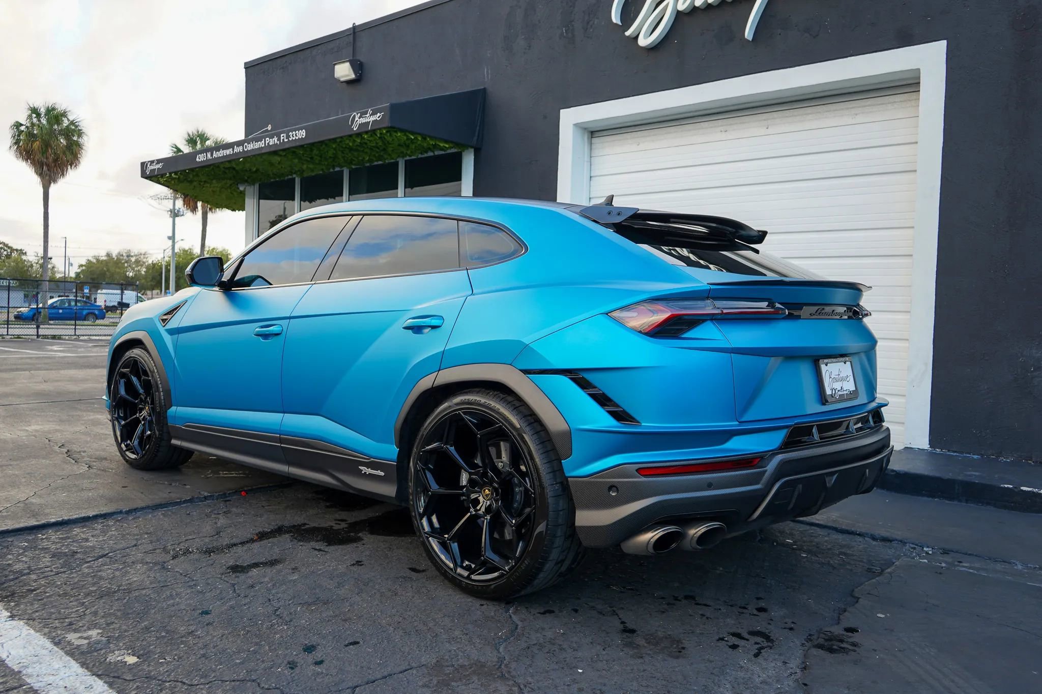 Used 2024 Lamborghini Urus Performante AWD/4WD image 26