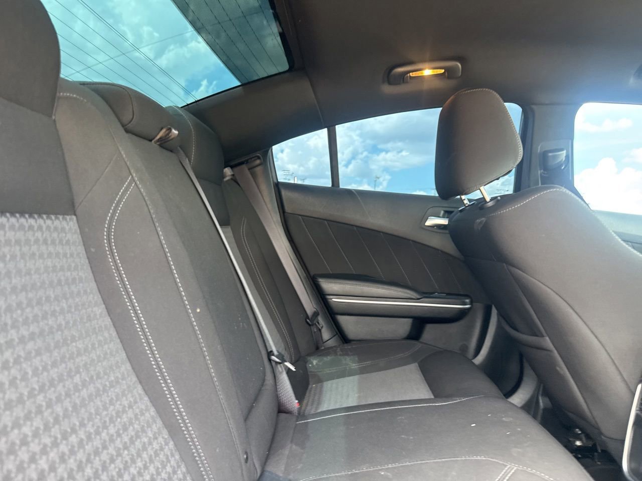 Used 2023 Dodge Charger SXT RWD image 28