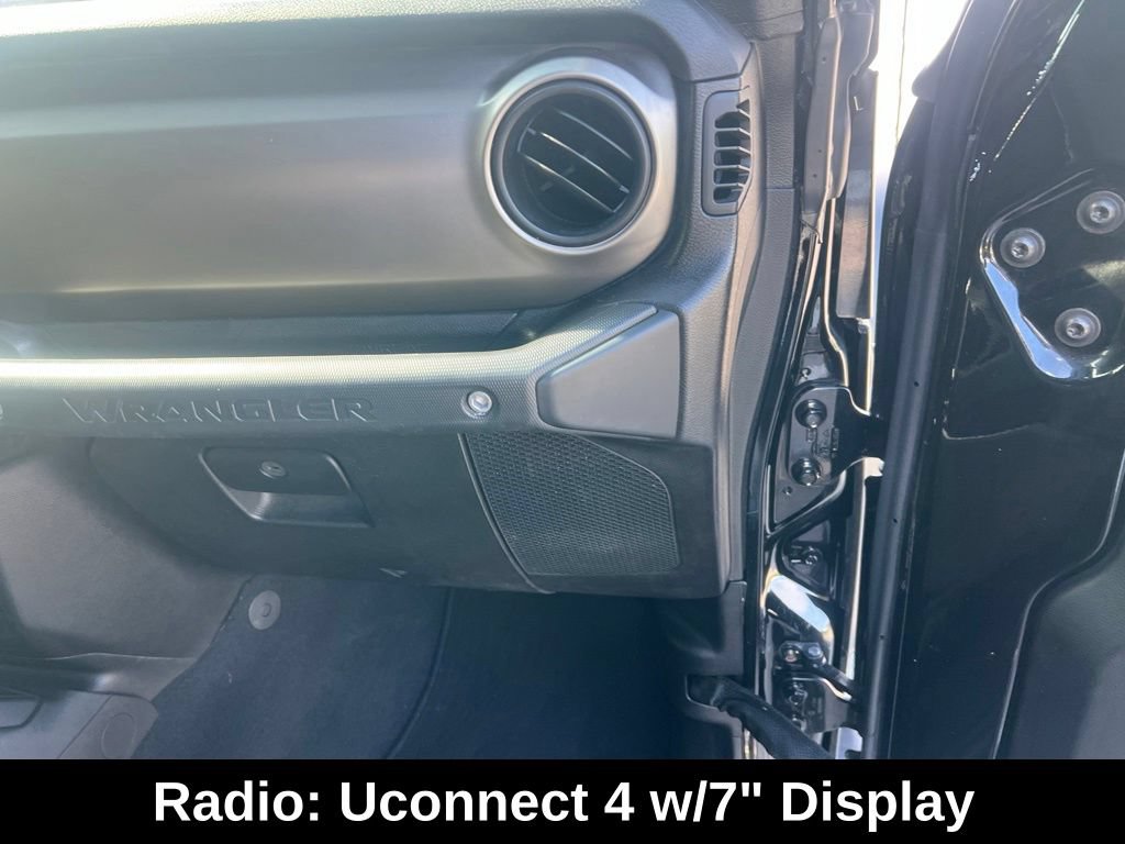 Certified 2018 Jeep Wrangler Sport AWD/4WD image 12