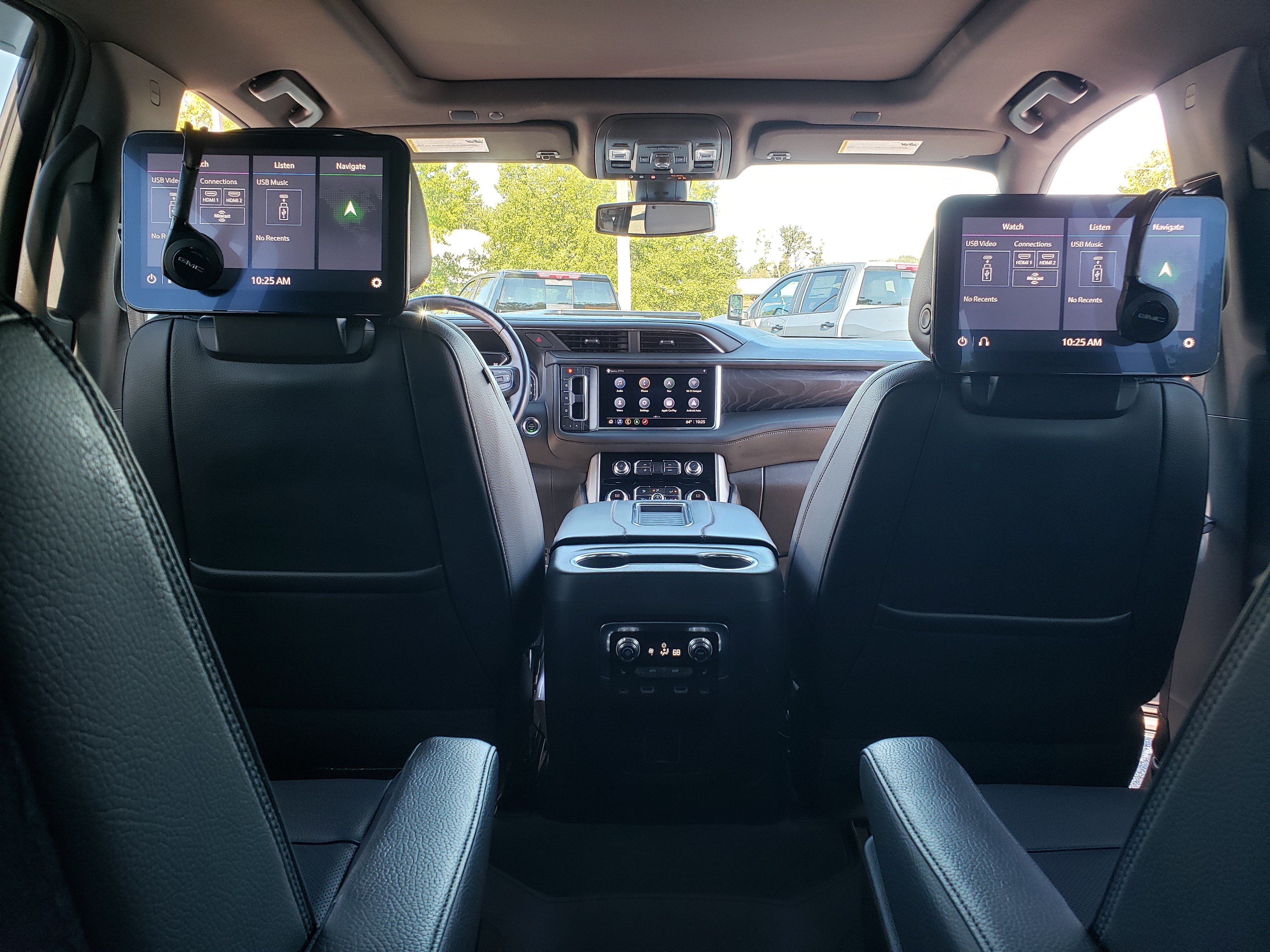 Used 2021 GMC Yukon XL Denali AWD/4WD image 35