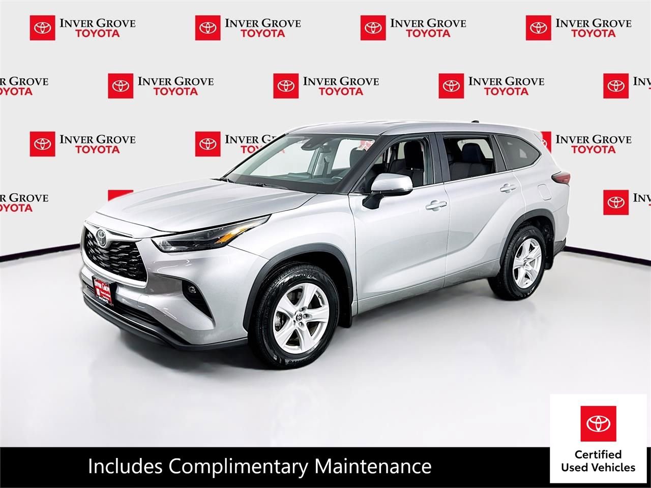 Certified 2024 Toyota Highlander LE image 1