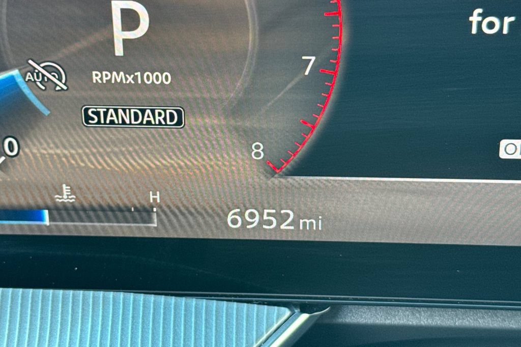 Certified 2025 Nissan Murano SL w/ Cargo Package AWD/4WD image 25