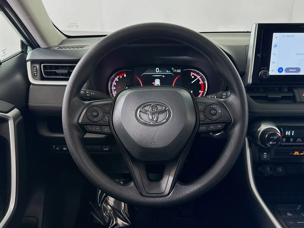 Used 2025 Toyota RAV4 XLE w/ Convenience Package AWD/4WD image 11