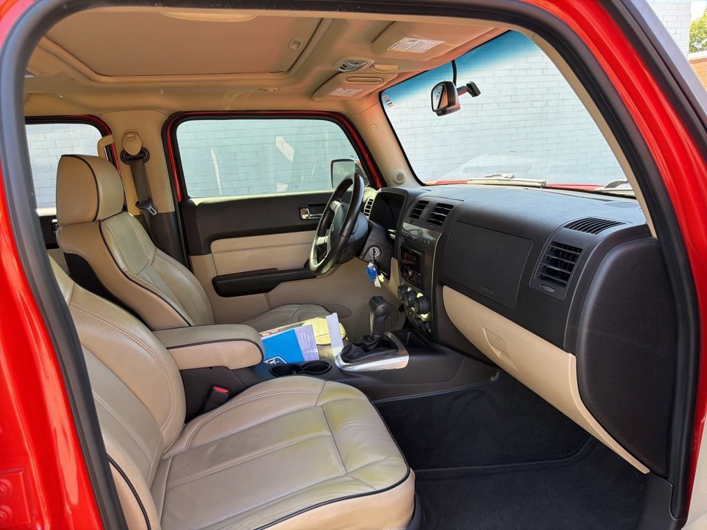 Used 2009 HUMMER H3T Luxury AWD/4WD image 12