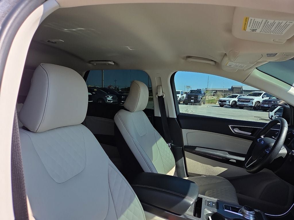 Used 2024 Ford Edge Titanium AWD/4WD image 13
