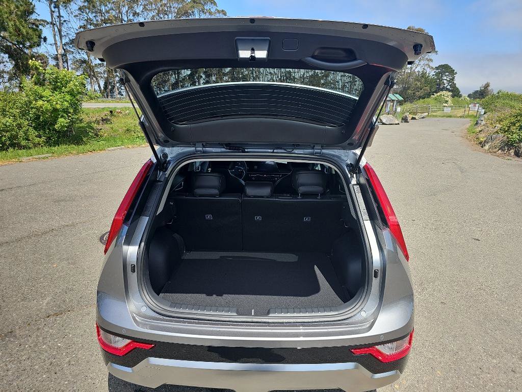 New 2025 Kia Niro EX Touring image 5