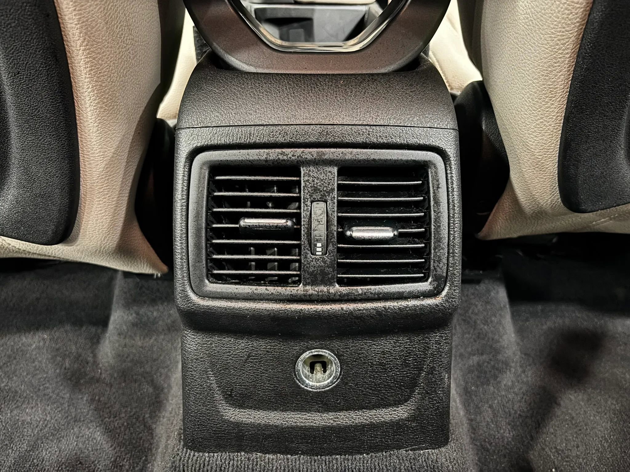 Used 2018 BMW X1 sDrive28i FWD image 21