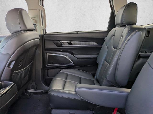 Used 2024 Kia Telluride SX image 19