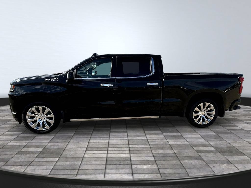 Used 2019 Chevrolet Silverado 1500 High Country w/ Technology Package AWD/4WD image 4