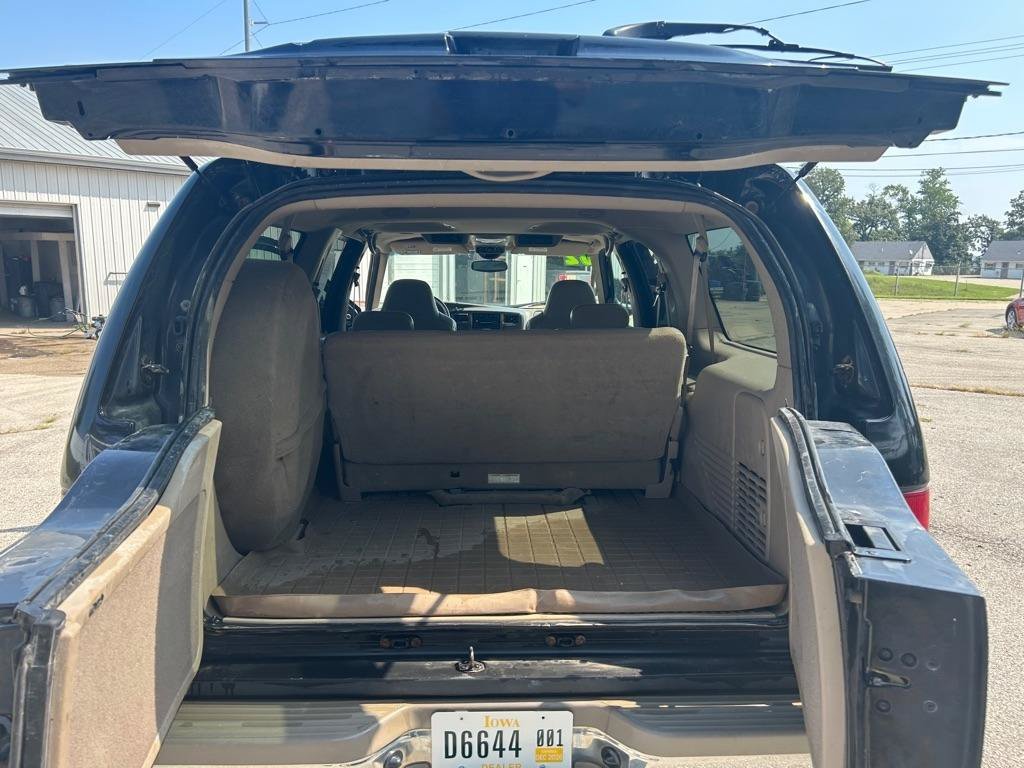 Used 2002 Ford Excursion Limited AWD/4WD image 16