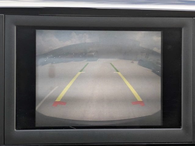 Used 2019 Chrysler Pacifica Touring-L FWD image 23