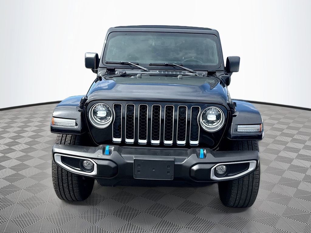 Used 2023 Jeep Wrangler Unlimited Sahara w/ Cold Weather Group AWD/4WD video 2