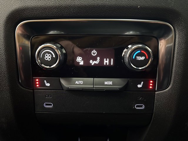 New 2026 Chevrolet Tahoe High Country w/ Sun And Tow Package image 28